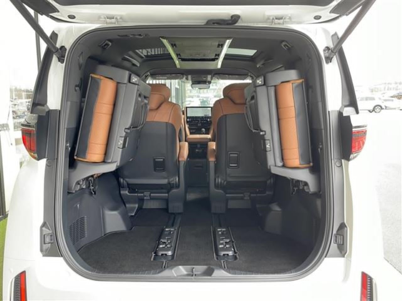 
								Vellfire full									